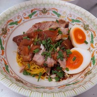 เมนูของร้าน ขาหมูหลังจวน