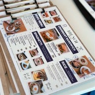 คิวเรียส คาเฟ่ คิวเรียส