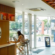 คิวเรียส คาเฟ่ คิวเรียส