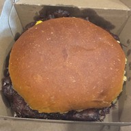 Easy Burger พร้อมพงษ์