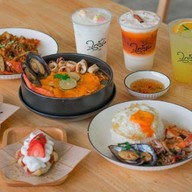 คาเฟ่ ใกล้ฉัน (Klai-Chan) บ้านกล้วย-ไทรน้อย