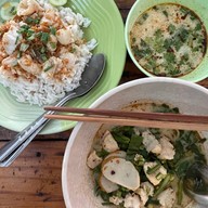 นาจา ก๋วยเตี๋ยวต้มยำปลา ข้าวมันปลา