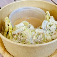 กล้วยทับสองพี่น้อง