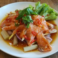 คาเฟ่ ออน เดอะ ยำ ตรงข้ามปั้มเชลล์เมืองเอก ยำ เมืองเอก