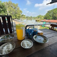 ต้มเลือดหมูเฮียไปร์ท