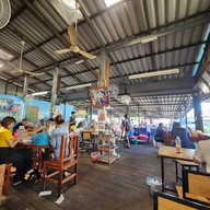 บรรยากาศ เฮียจั๊วก๋วยเตี๋ยวเรือ