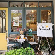 Little Sunshine Cafe วิทยุ
