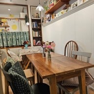 Little Sunshine Cafe วิทยุ