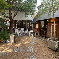 Ellen Cafe House Angsila