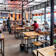 ป.ประทีปก๋วยเตี๋ยวเรือ สาขา มทส.ประตู1