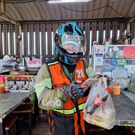 หน้าร้าน #ตามสั่ง แซบปางตาย  (ตลาดช้อนทองบางพลีพัฒนา) #ตามสั่งตลาดช้อนทองบางพลีพัฒนา