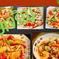 นายอู๋ ก๋วยเตี๋ยวเนื้อผักสด อุดรธานี