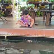 กาแฟริมน้ำ บ้านชูใจ