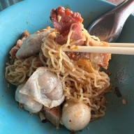 เมนูของร้าน บะหมี่ 60 ปี พุทธมณฑลสาย 2