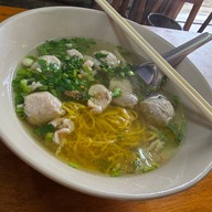 เมนูของร้าน ร้านเย็นตาโฟป้าศรี ลำปาง