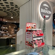 The Baker Tops Central Ladprao