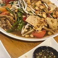 ลาบนัวอุดร รัชดาซอย 4