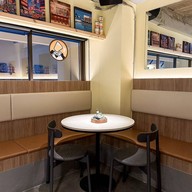 Hazy Hound : Brews & Bites