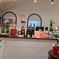 บรรยากาศ All Day Fine x Good Cafe