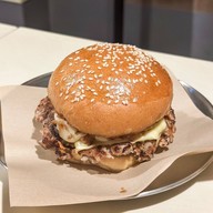 Hazy Hound : Brews & Bites