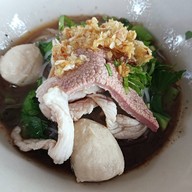 บรรยากาศ เตี๋ยวเรือแอบแซ่บ