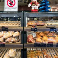 The Baker Tops Central Ladprao