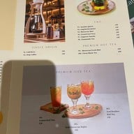 Tiny Cup Café ทองหล่อ