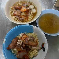 กรหมี่ไก่