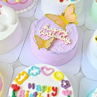 cake baker เค้กมินิมอล เค้กวันเกิด สุขุมวิท