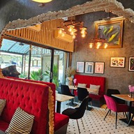 บรรยากาศ Mana Bistro-Lounge