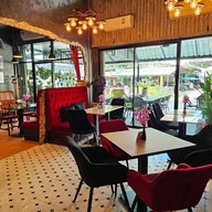 บรรยากาศ Mana Bistro-Lounge