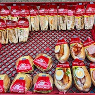 ฟาร์มเฮ้าส์ อารีย์