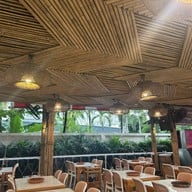 ทวีโชคหมูกะทะ สาขา8 ร่มเกล้า