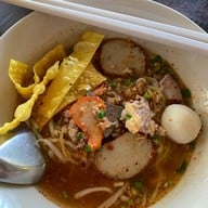 ก๋วยเตี๋ยวลมโชย