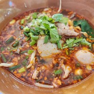 ก๋วยเตี๋ยวฮ่องเต้
