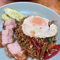 หมูกรอบจอมพลัง เขต8 หาดใหญ่ by hatyai grill&chill delivery เขต 8 หาดใหญ่