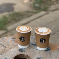 กนก่อนกาแฟ