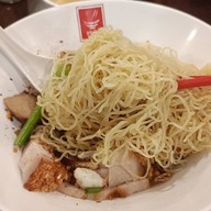 เมนูของร้าน บุญเลิศบะหมี่เกี๊ยวหมูย่างซีอิ๊ว PTT บรมราชชนนี