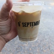 เมนูของร้าน 9th September Eat Drink Tree