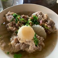 ก๋วยเตี๋ยวลมโชย