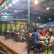 บรรยากาศ ก. ข้าวต้มกุ๊ย  ลาดหญ้า กาญจนบุรี