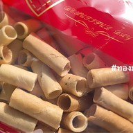 ทองม้วนสองหนุ่ม