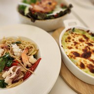 ปรุง pizza & cafe -