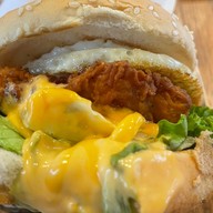 19 Burger กรุงเทพกรีฑา7 สวนสน