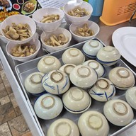 ฉลอง ก๋วยเตี๋ยวเรือ (Celebration) เซนต์หลุยส์