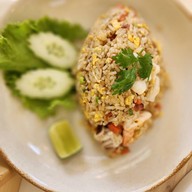 ปรุง pizza & cafe -