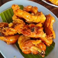 เมนูของร้าน ครัวอิงแควลำตะเพินลาดหญ้า