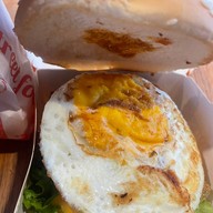 19 Burger กรุงเทพกรีฑา7 สวนสน