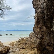 หินทะลุ อ่าวเขาควาย