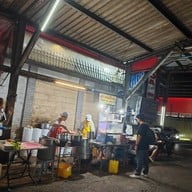 เมนูของร้าน โจ๊กหมู-ก๊วยเตี๋ยวหมูไร้เทียมทานพญาไท 1